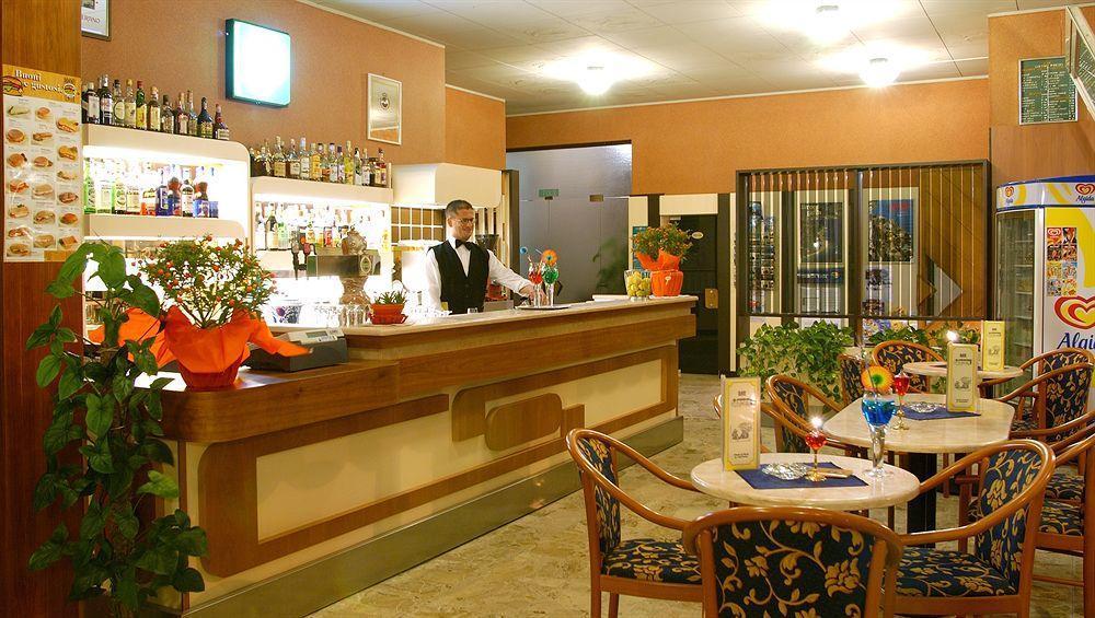 Hotel Garden Limone sul Garda Luaran gambar