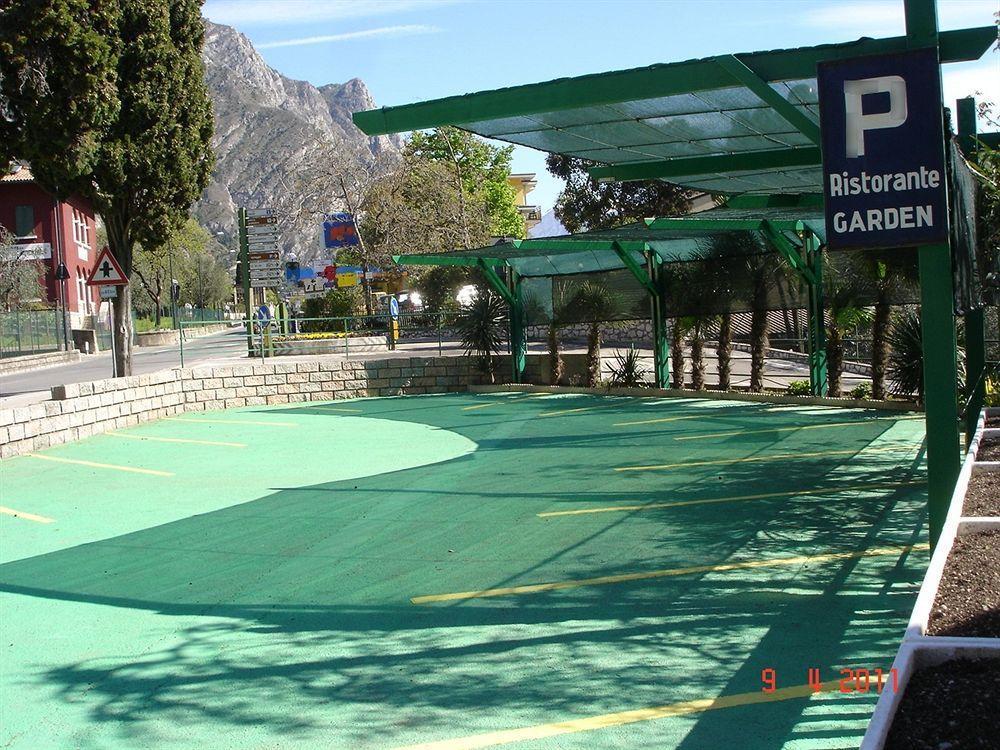Hotel Garden Limone sul Garda Luaran gambar