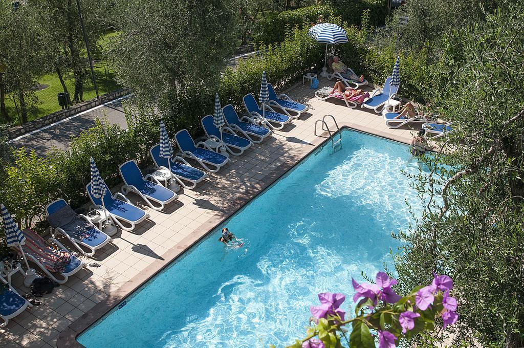 Hotel Garden Limone sul Garda Luaran gambar
